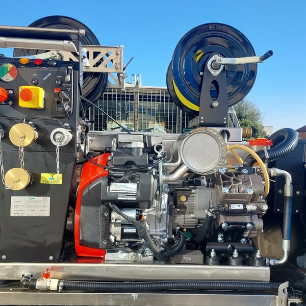 Consegna Pickup AIB Protezione Civile Regione Sicilia